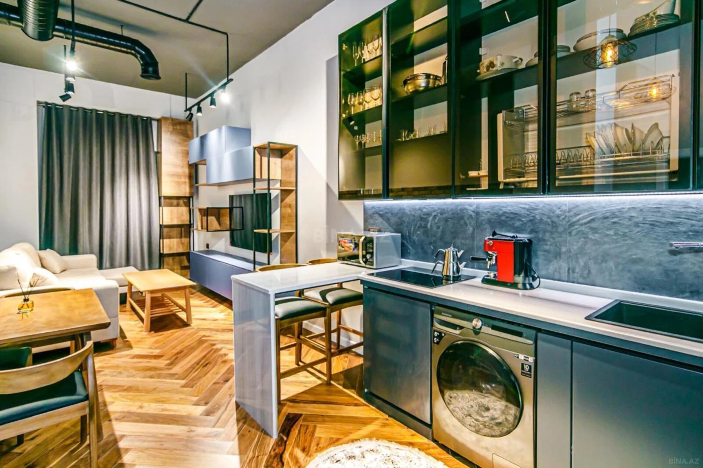 Kirayə verilir 2 otaqlı mənzil 100 m²