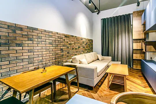 Kirayə verilir 2 otaqlı mənzil 100 m²