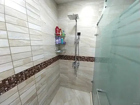 Satılır 3 otaqlı mənzil 105 m²