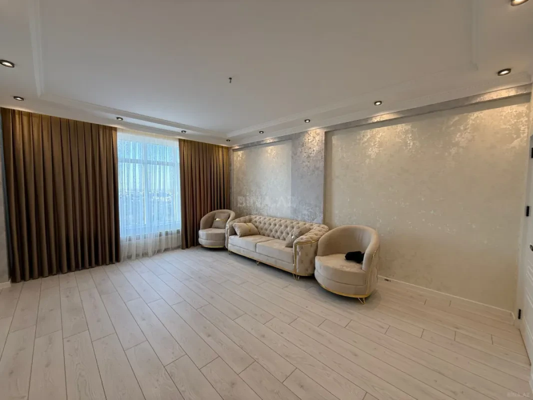 Satılır 3 otaqlı mənzil 95 m²