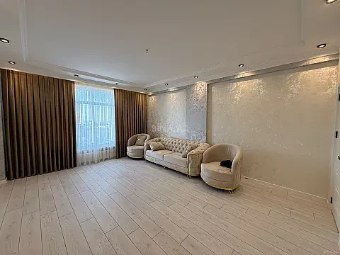 Satılır 3 otaqlı mənzil 95 m² — Bakı, 8-ci kilometr 3 otaq 95.00 m²