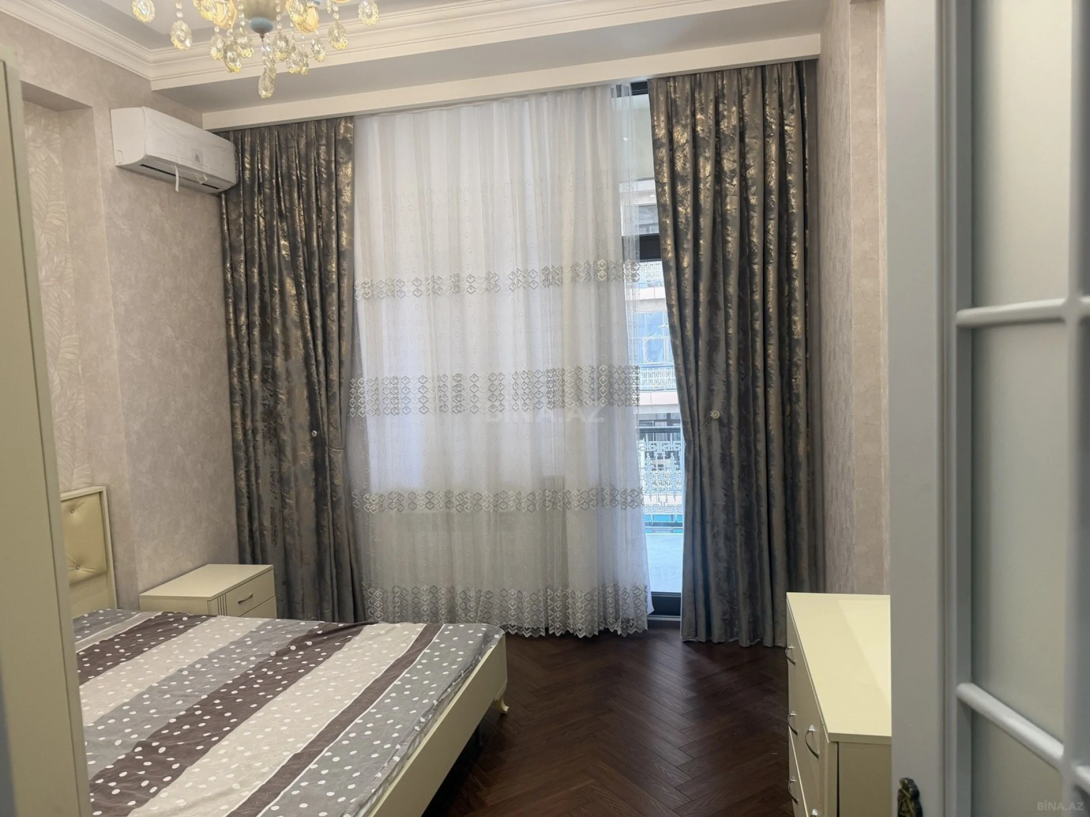 Kirayə verilir 2 otaqlı mənzil 60 m²