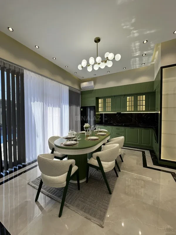Satılır 5 otaqlı həyət evi 170 m²