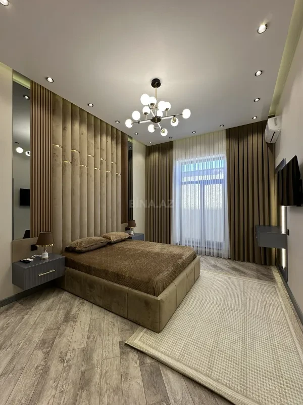 Satılır 5 otaqlı həyət evi 170 m²