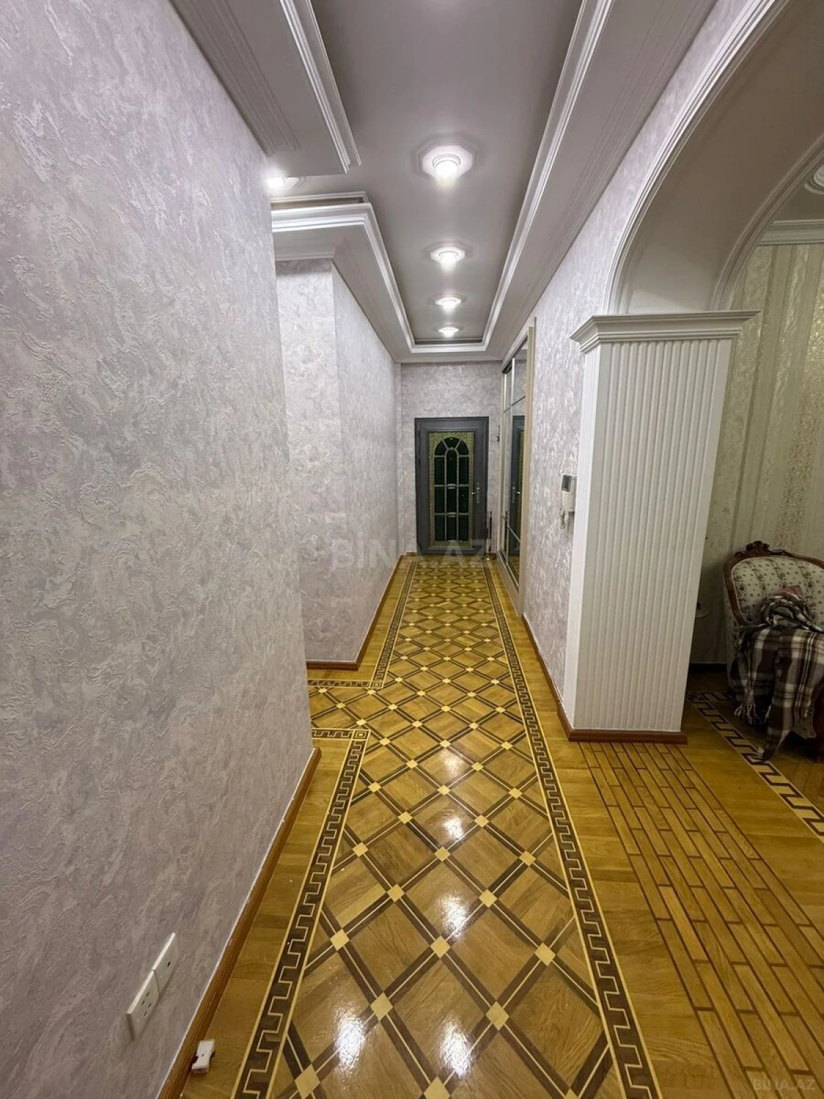 Kirayə verilir 4 otaqlı mənzil 100 m²