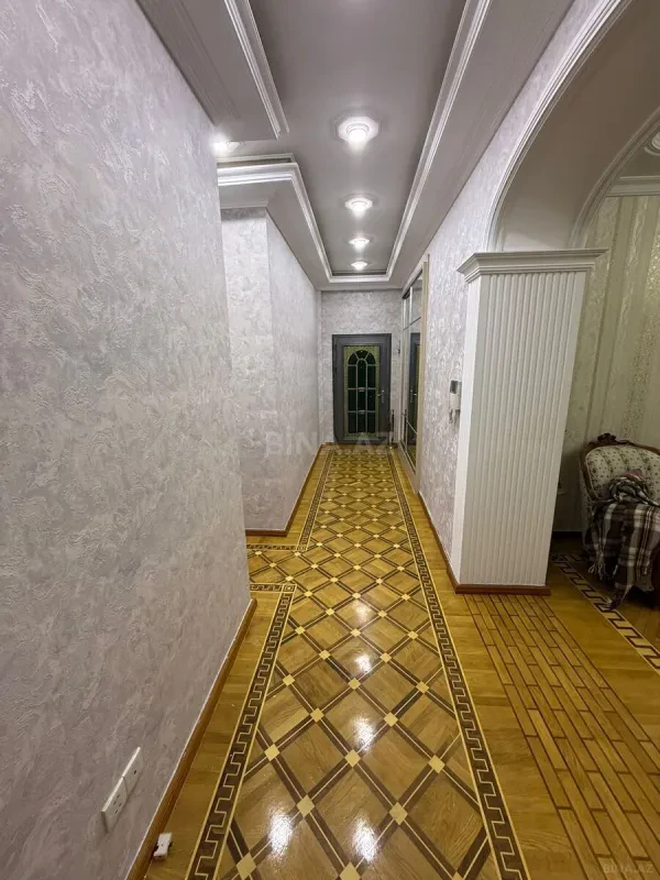Kirayə verilir 4 otaqlı mənzil 100 m²
