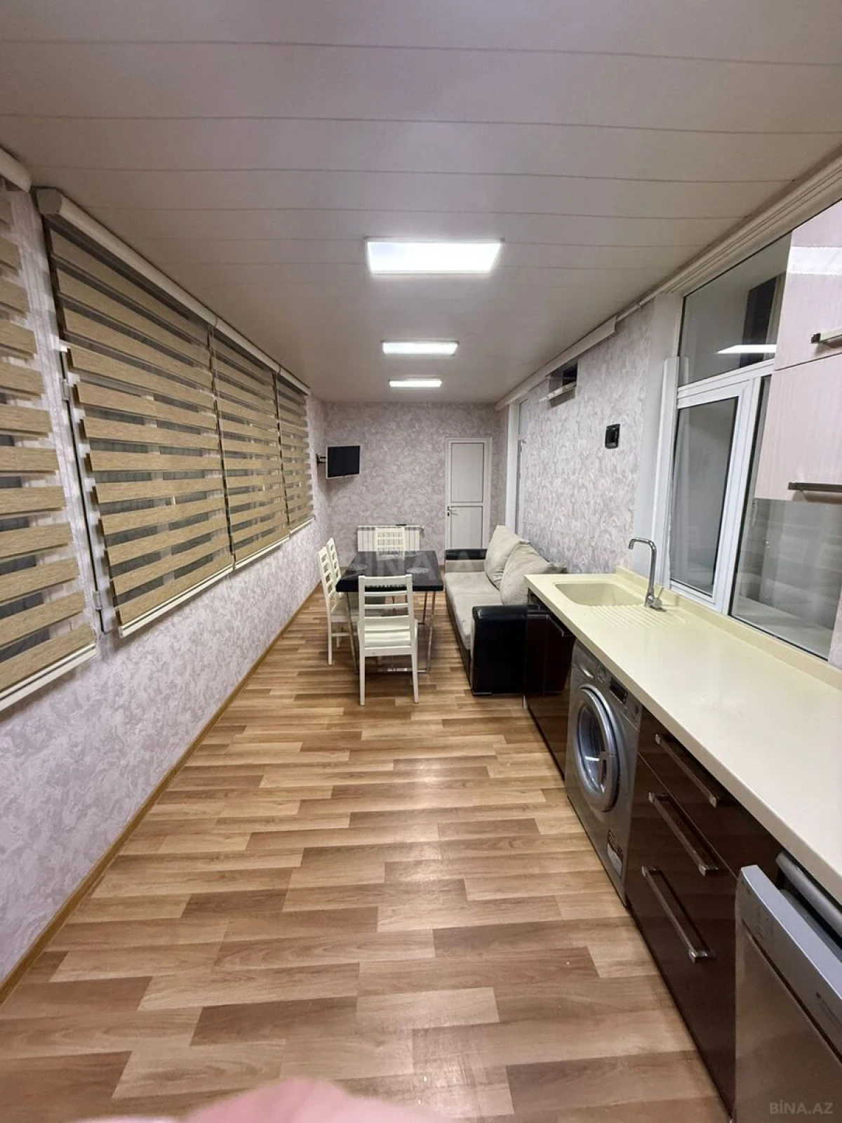 Kirayə verilir 4 otaqlı mənzil 100 m²