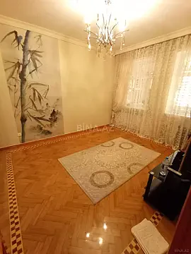 Kirayə verilir 4 otaqlı mənzil 100 m²