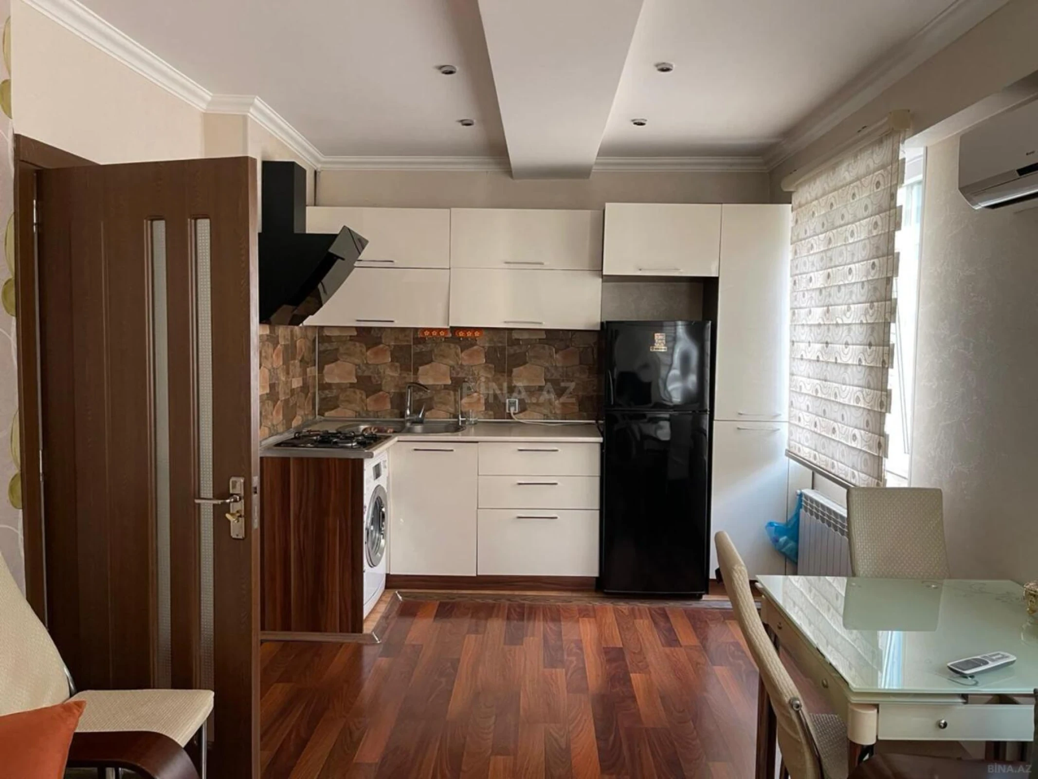 Kirayə verilir 2 otaqlı mənzil 50 m²
