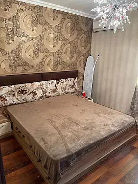 Kirayə verilir 2 otaqlı mənzil 50 m²