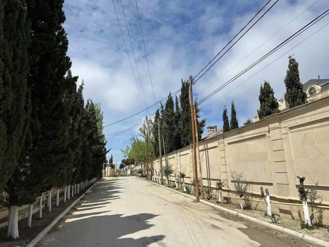 Satılır torpaq sahəsi 12 m²