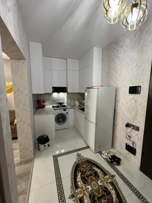 Kirayə verilir 2 otaqlı mənzil 55 m²