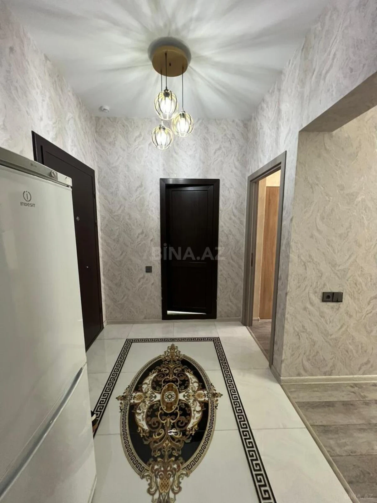 Kirayə verilir 2 otaqlı mənzil 55 m²