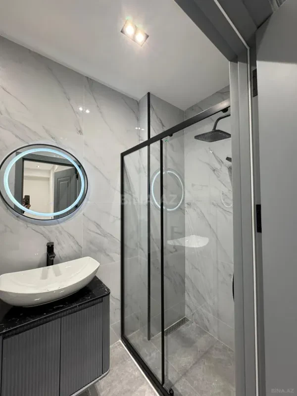 Satılır 2 otaqlı mənzil 65 m²