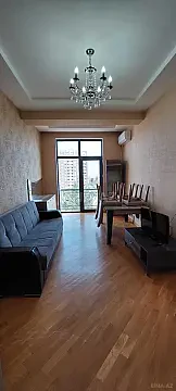 Kirayə verilir 2 otaqlı mənzil 85 m²