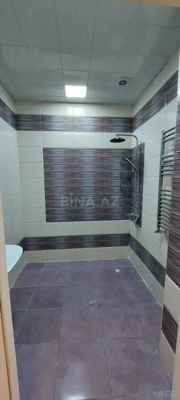 Kirayə verilir 2 otaqlı mənzil 85 m²
