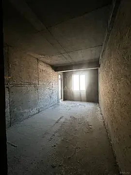 Satılır 3 otaqlı mənzil 136 m²