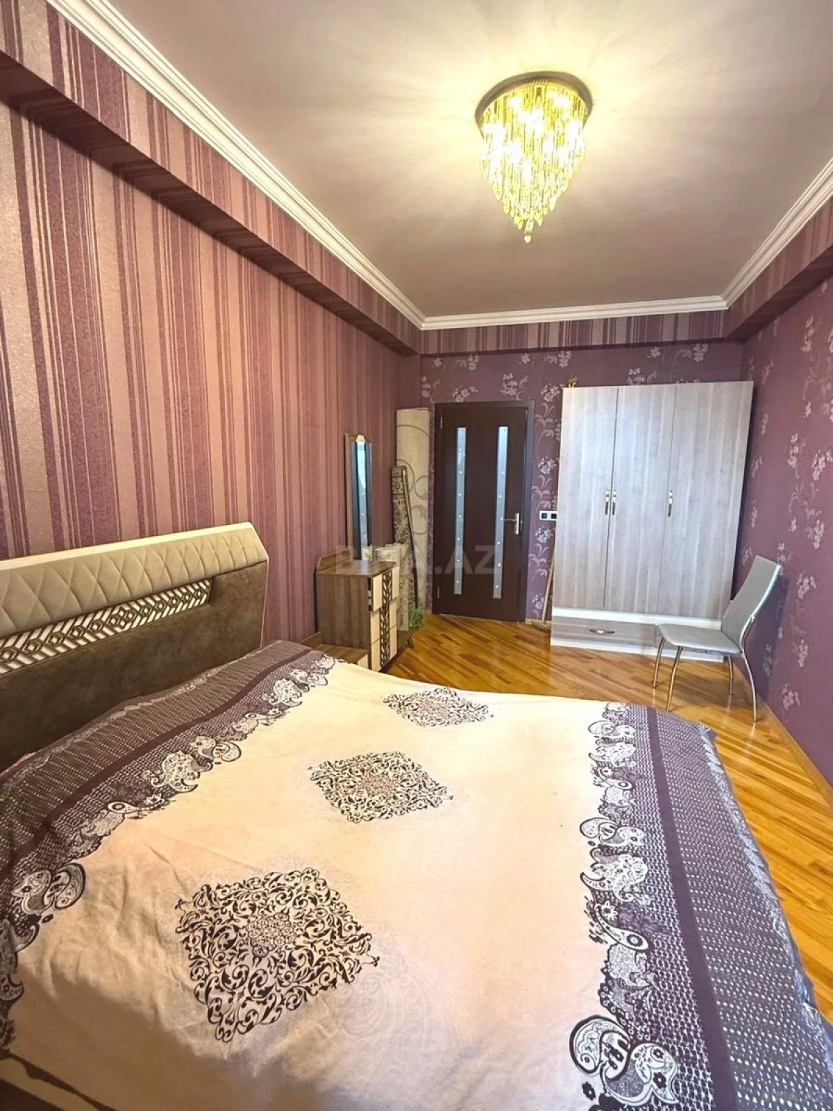 Satılır 2 otaqlı mənzil 75 m²