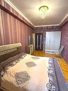 Satılır 2 otaqlı mənzil 75 m²