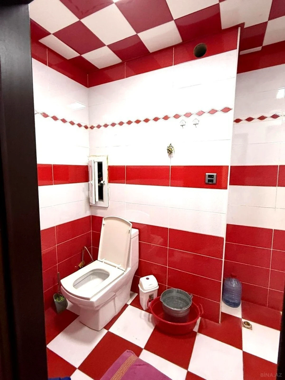 Satılır 2 otaqlı mənzil 75 m²