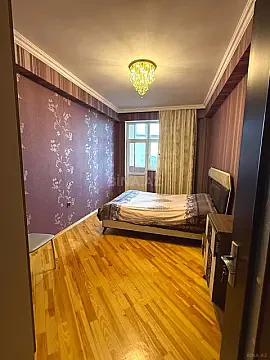 Satılır 2 otaqlı mənzil 75 m²