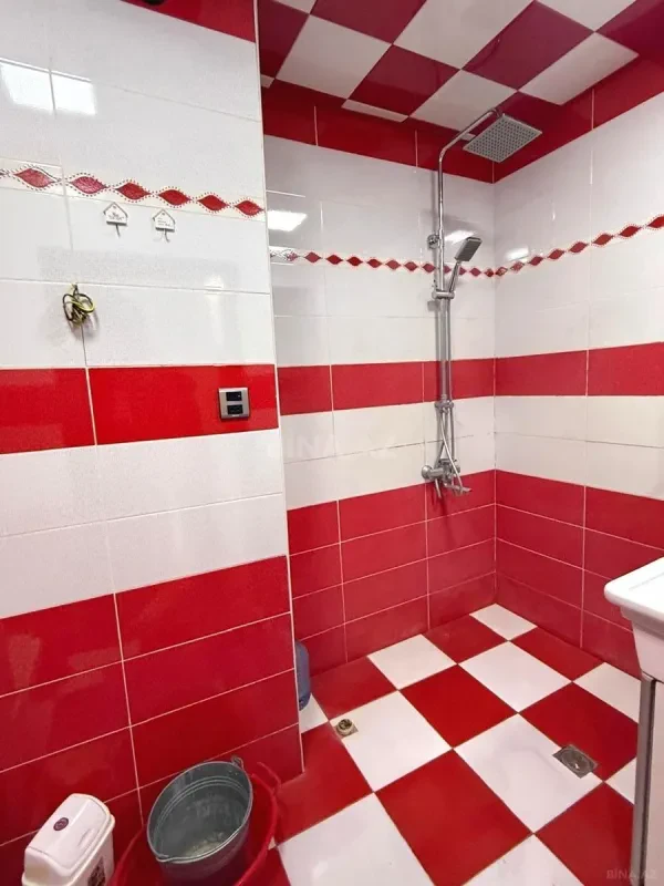 Satılır 2 otaqlı mənzil 75 m²