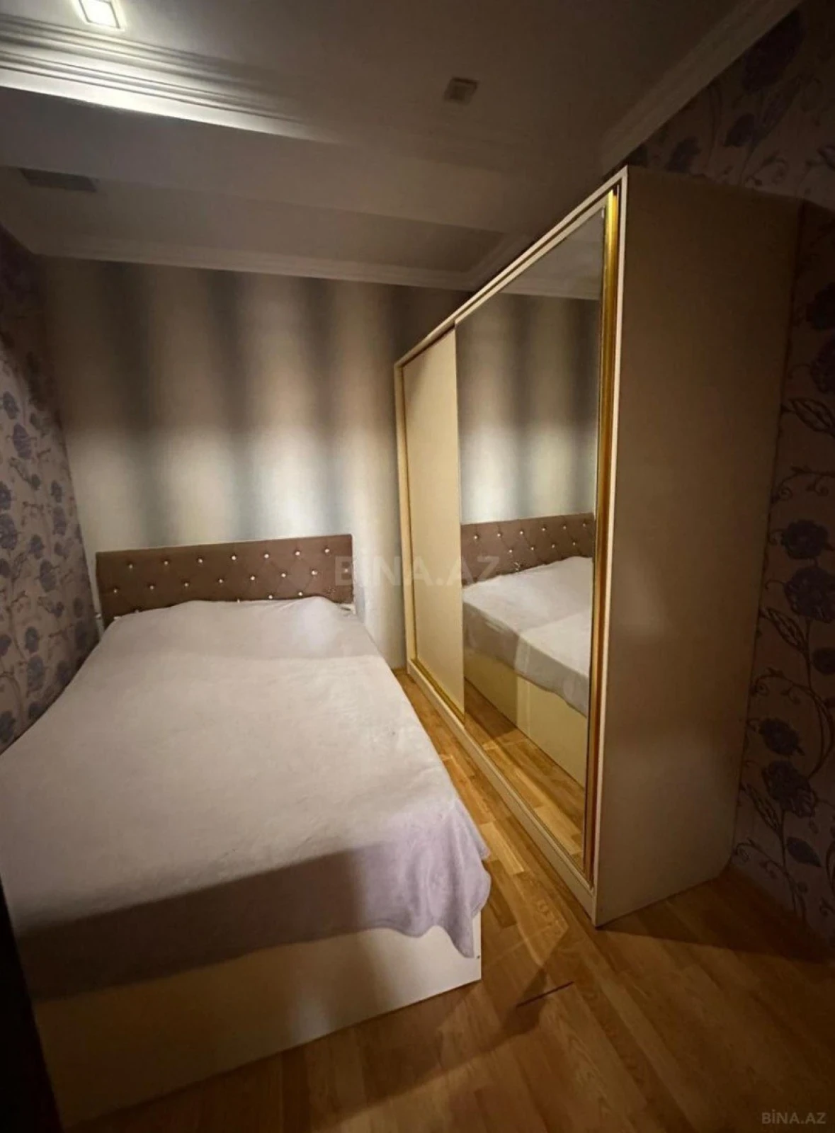 Satılır 3 otaqlı mənzil 77 m²