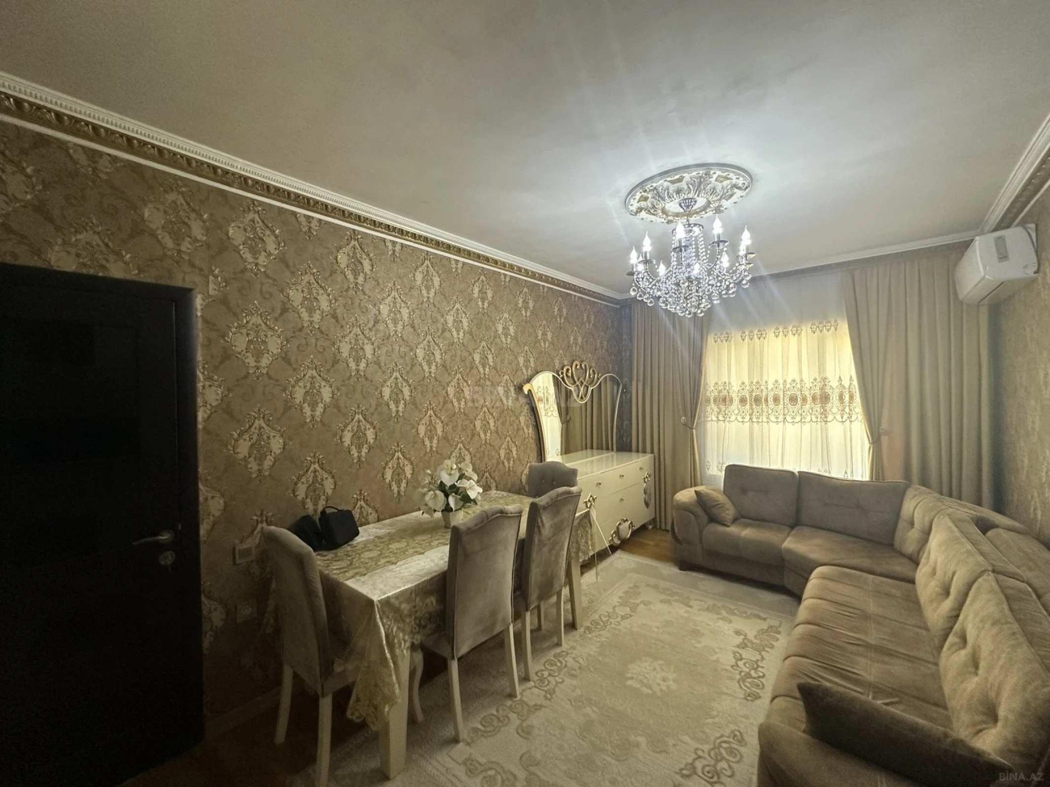 Satılır 2 otaqlı mənzil 65 m²