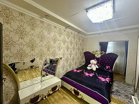 Satılır 2 otaqlı mənzil 65 m²