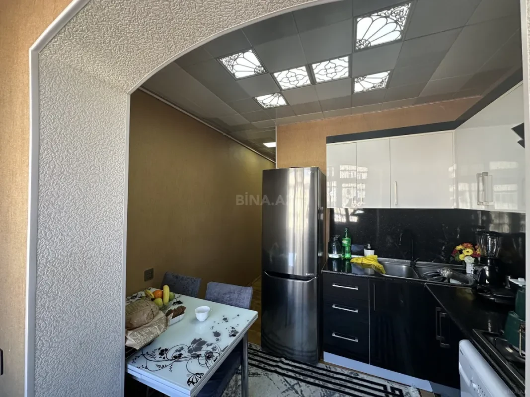 Satılır 2 otaqlı mənzil 65 m²