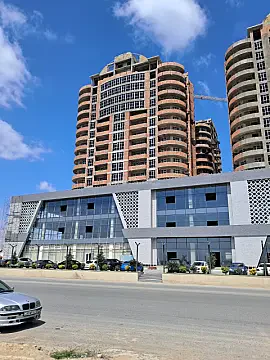 Satılır 2 otaqlı mənzil 83.2 m²