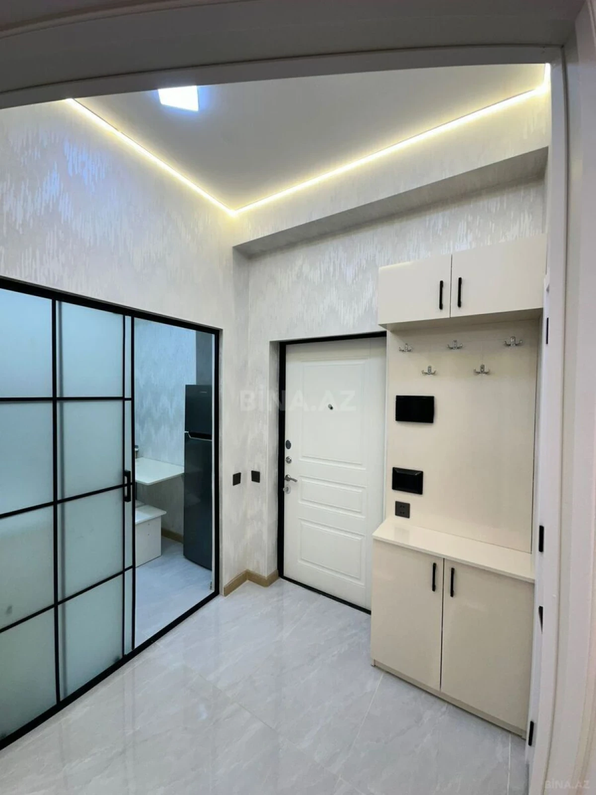 Kirayə verilir 2 otaqlı mənzil 60 m²