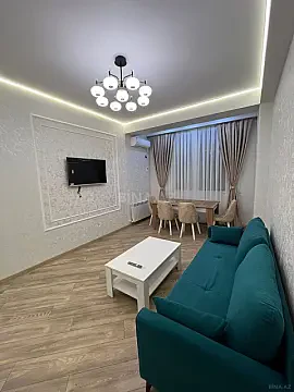 Kirayə verilir 2 otaqlı mənzil 60 m²
