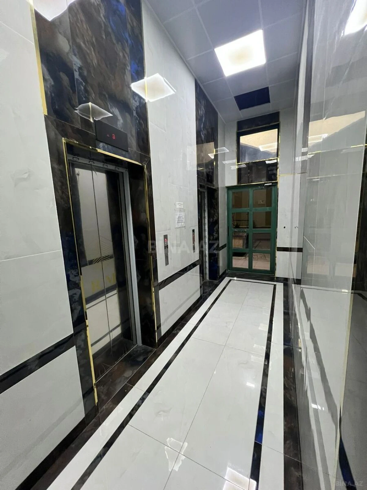 Kirayə verilir 2 otaqlı mənzil 60 m²