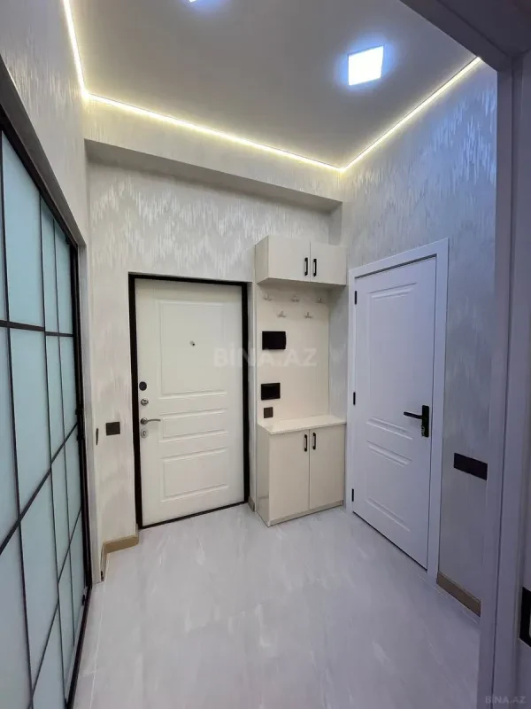 Kirayə verilir 2 otaqlı mənzil 60 m²