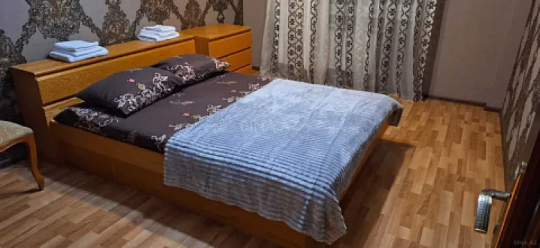 Kirayə verilir 3 otaqlı mənzil 94 m²