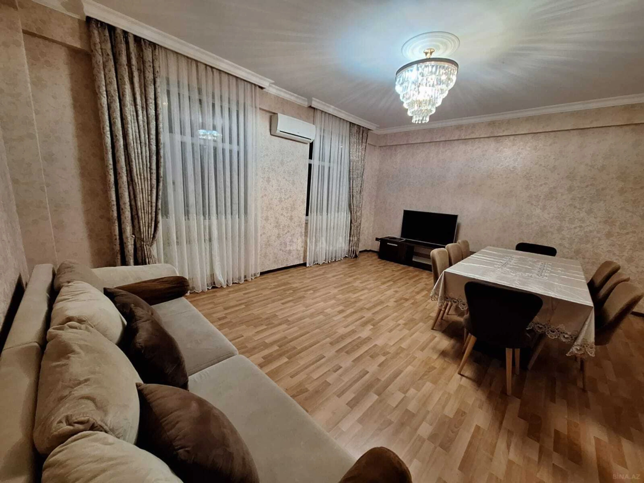 Kirayə verilir 3 otaqlı mənzil 94 m²