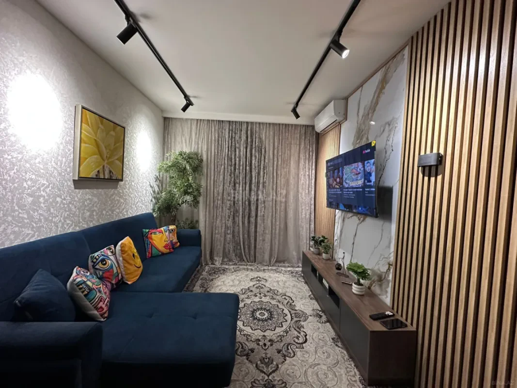 Satılır 2 otaqlı mənzil 55 m²