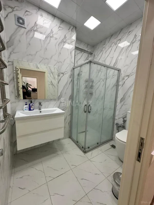 Satılır 2 otaqlı mənzil 93 m²