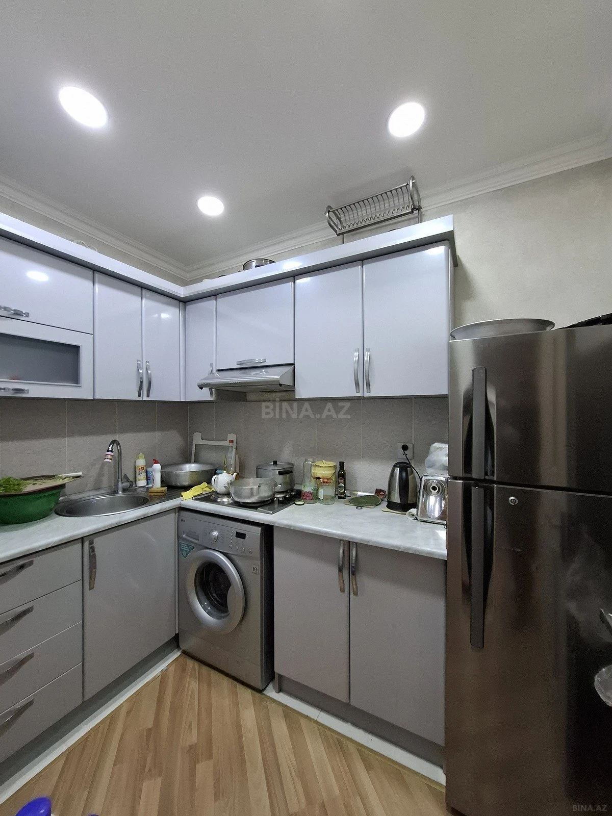 Satılır 2 otaqlı mənzil 60 m²