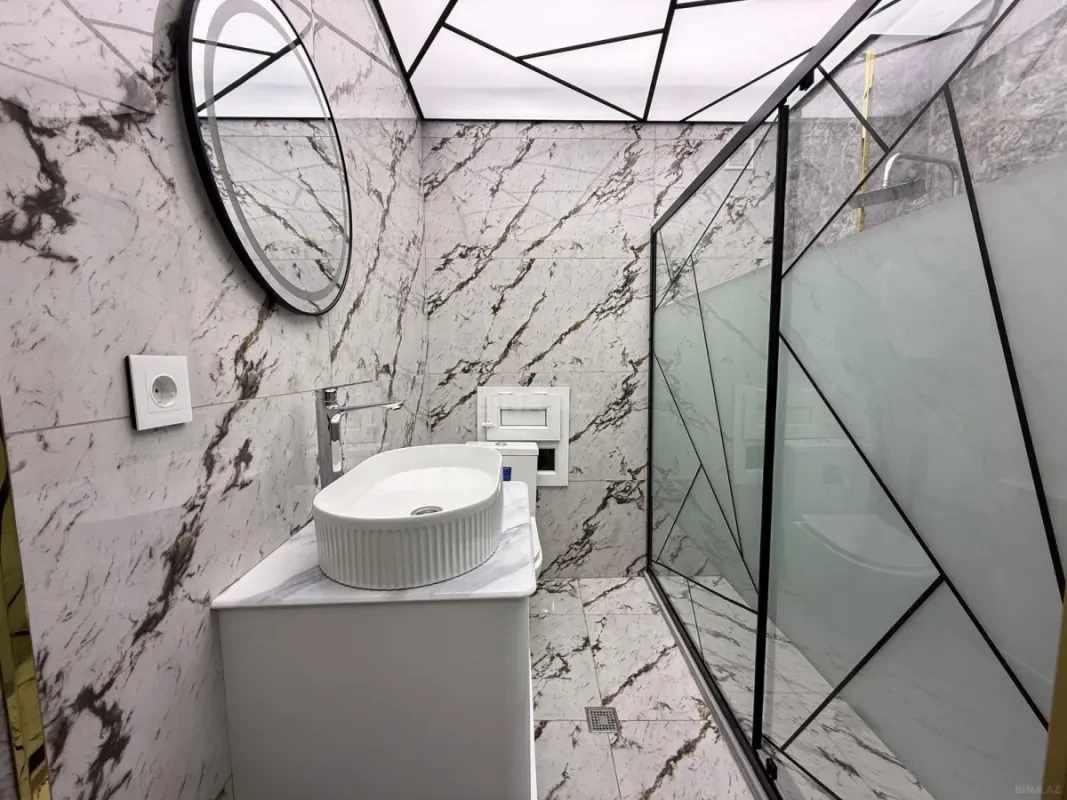 Satılır 2 otaqlı mənzil 65 m²