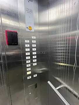 Satılır 4 otaqlı mənzil 177 m²