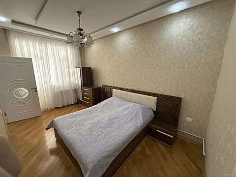 Kirayə verilir 4 otaqlı mənzil 120 m² — Bakı 4 otaq 120.00 m²