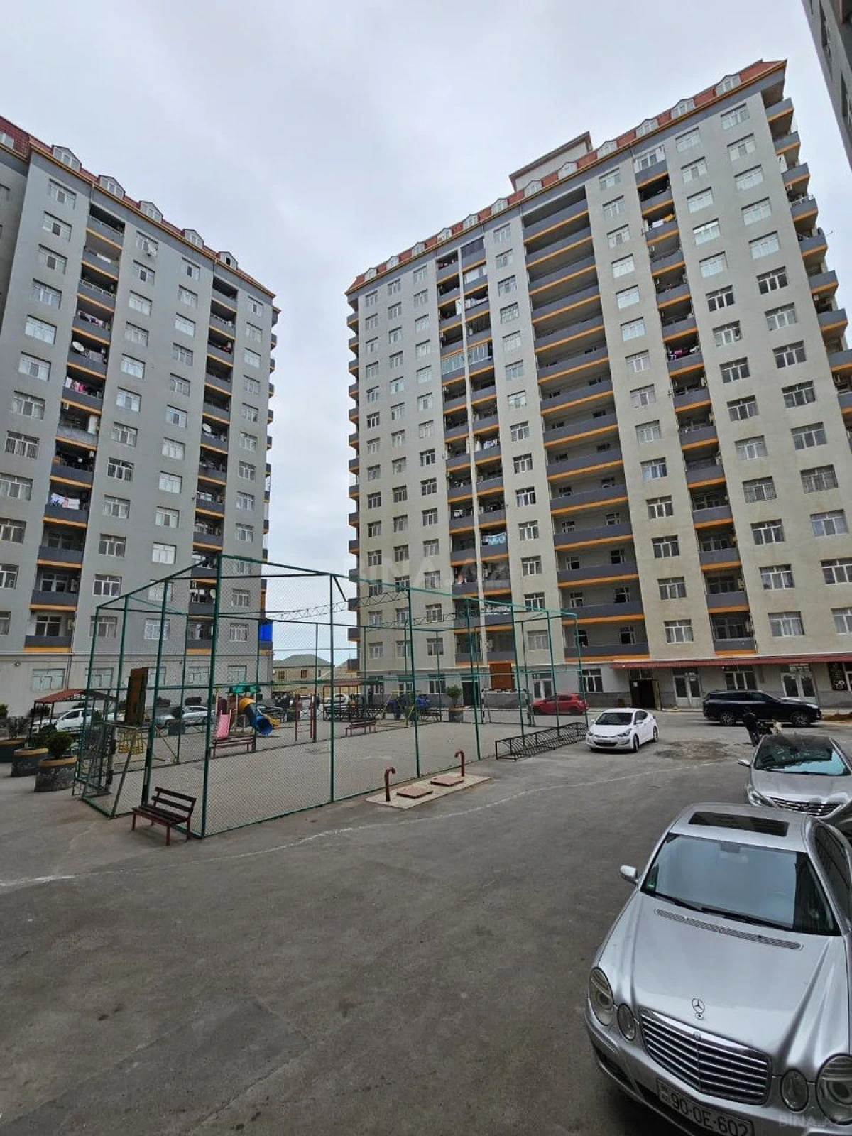 Satılır 2 otaqlı mənzil 58 m²
