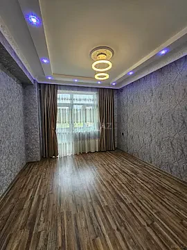 Satılır 2 otaqlı mənzil 58 m²