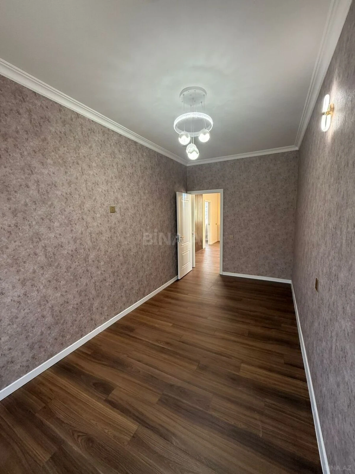 Satılır 3 otaqlı mənzil 70 m²