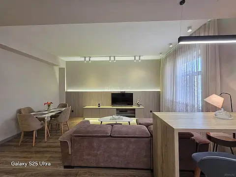 Kirayə verilir 2 otaqlı mənzil 90 m²