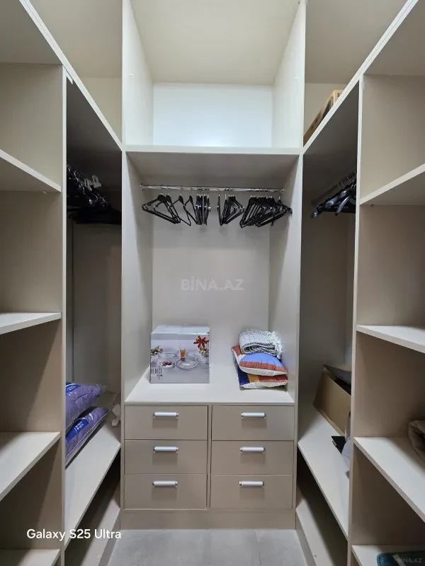 Kirayə verilir 2 otaqlı mənzil 90 m²