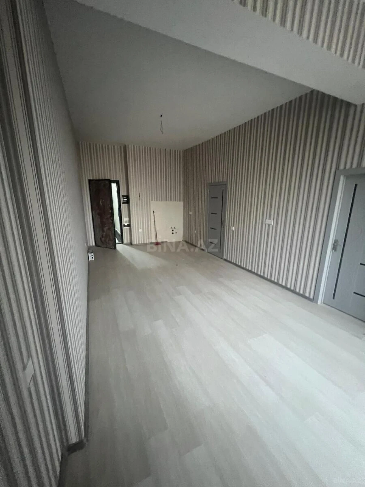 Satılır 2 otaqlı mənzil 51 m²