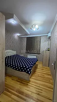 Satılır 4 otaqlı mənzil 138 m²